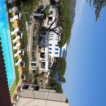 Hotel Madame Mere Saint-Florent  Esterno foto