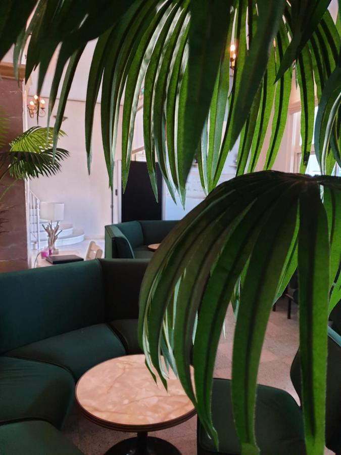 Hotel Madame Mere Saint-Florent  Esterno foto