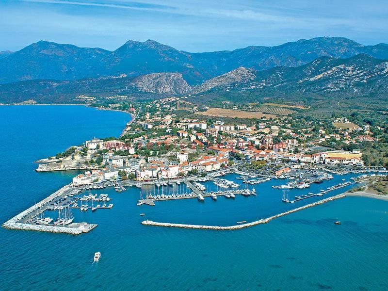 Hotel Madame Mere Saint-Florent  Camera foto