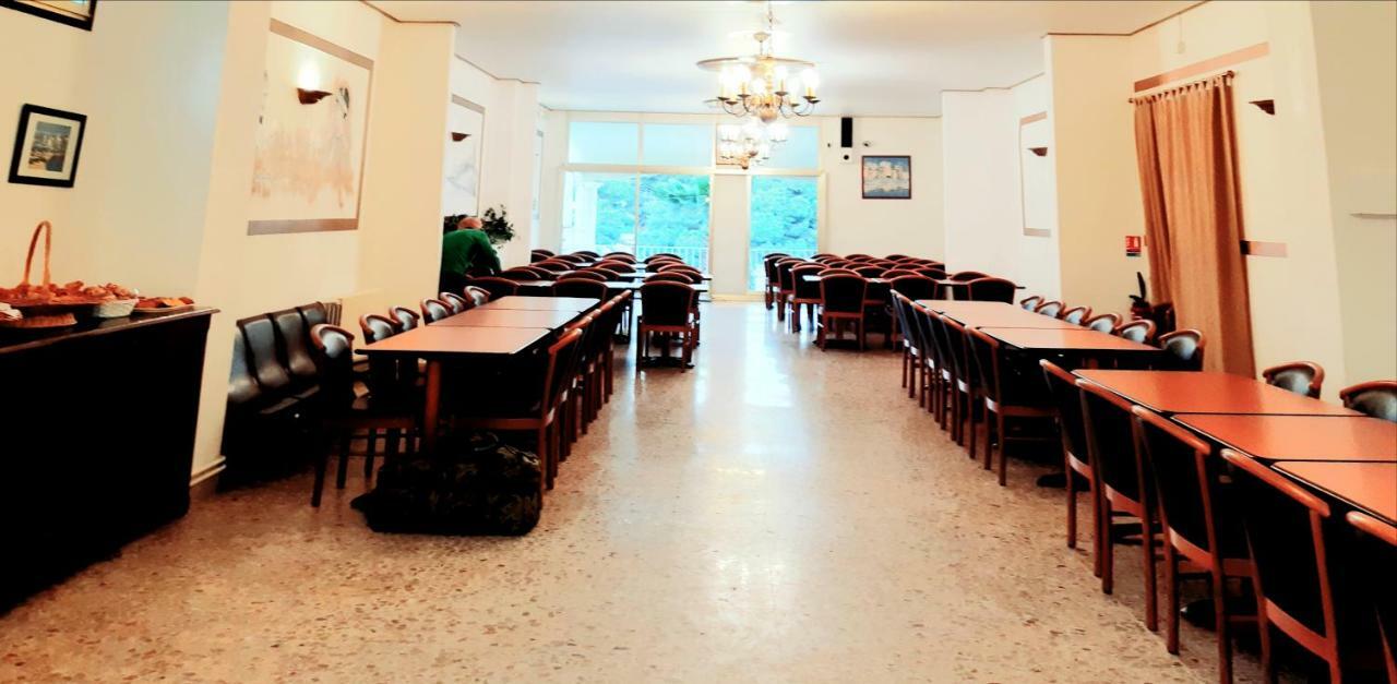 Hotel Madame Mere Saint-Florent  Esterno foto